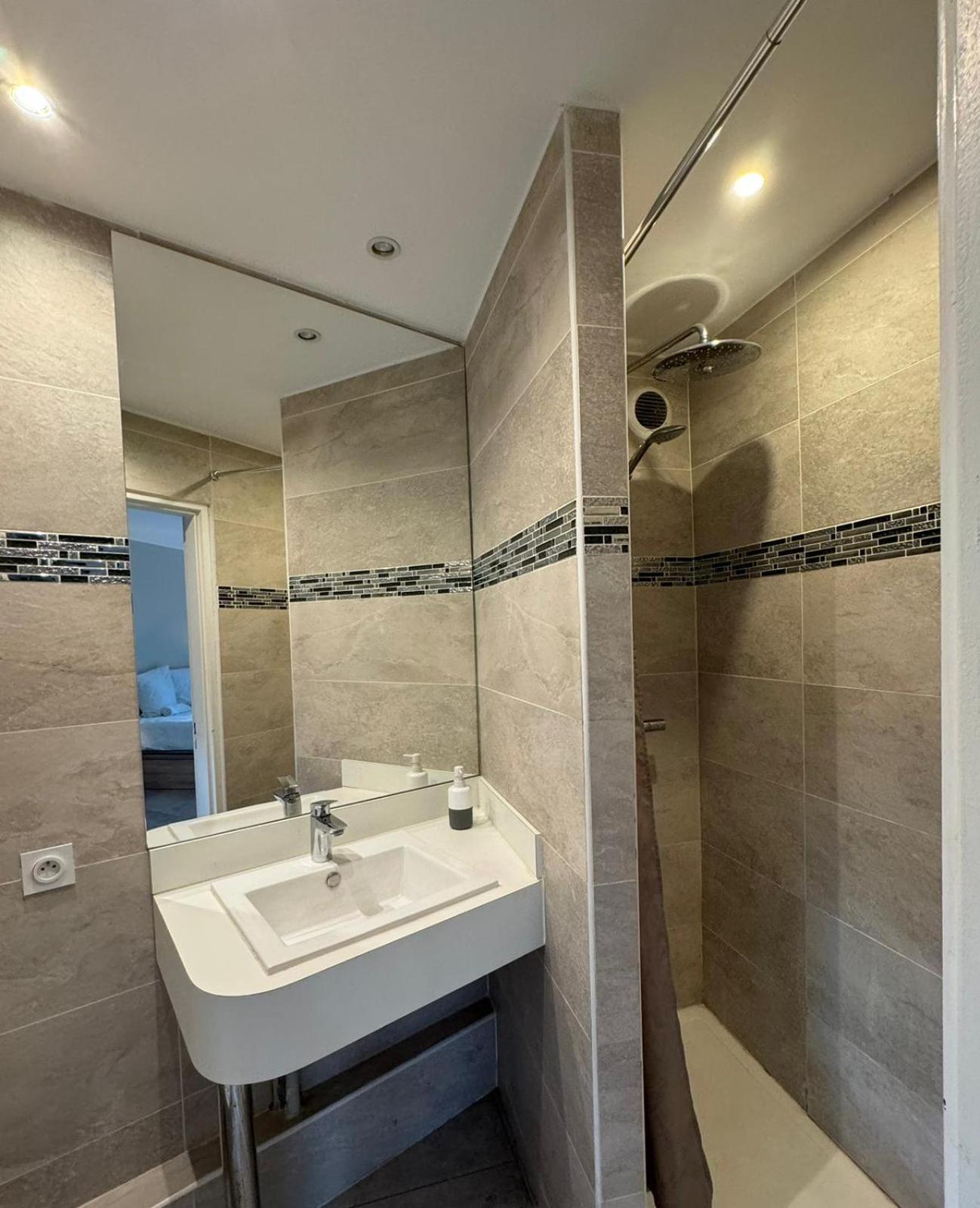 Appart' Hotel Fauriel Saint Etienne Avec Parking Zewnętrze zdjęcie